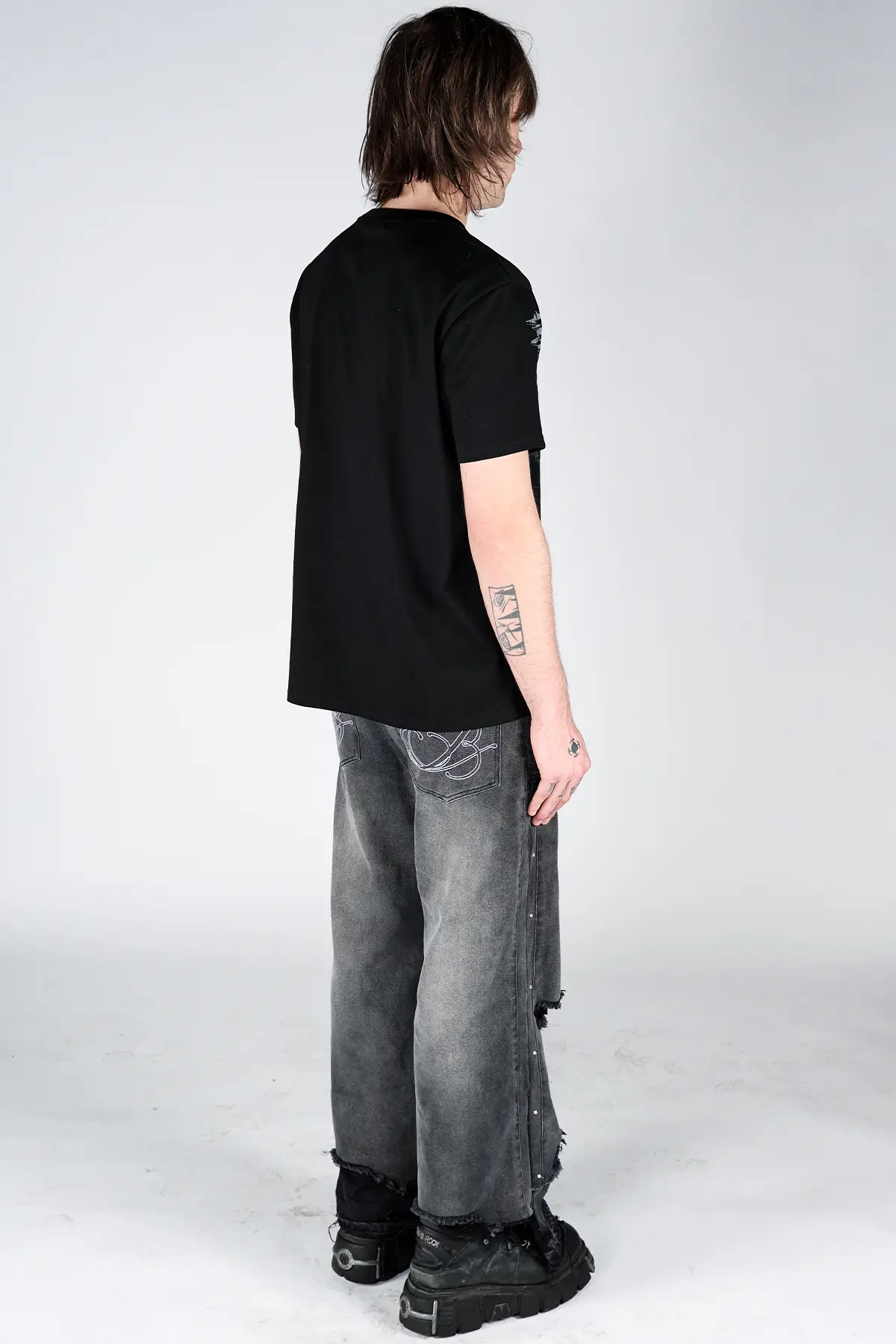 Ashen Shirt [Pre-Order] - Image 4